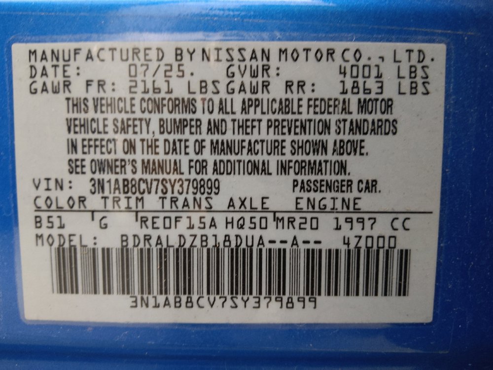 Used 2025 Nissan Sentra SV FWD image 33