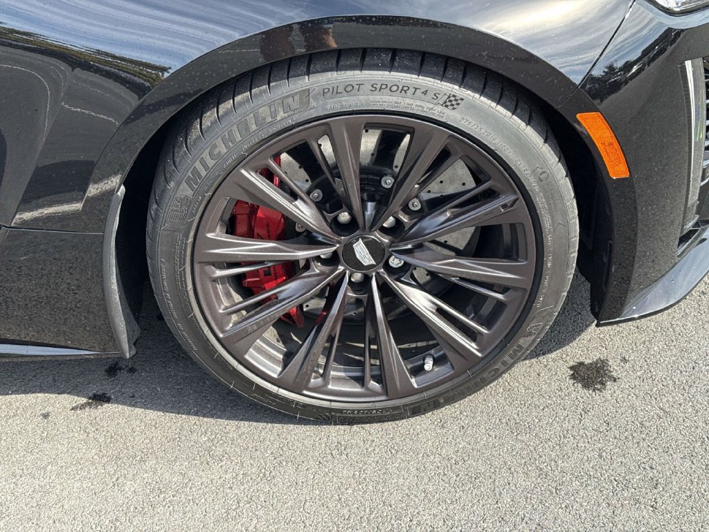 Certified 2022 Cadillac CT5 V Blackwing w/ Parking Package RWD image 14