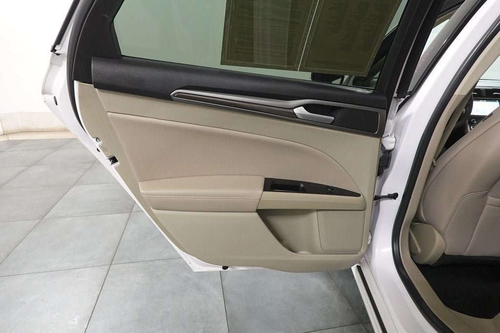 Certified 2019 Ford Fusion SEL FWD image 27