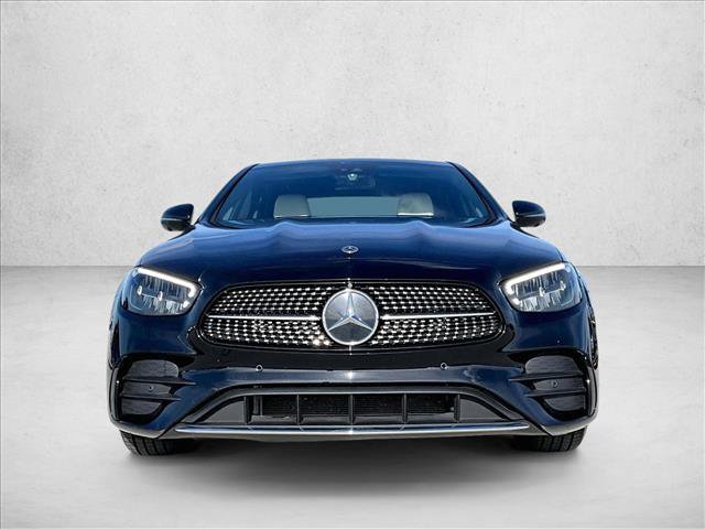 Used 2022 Mercedes-Benz E 350 Sedan image 3