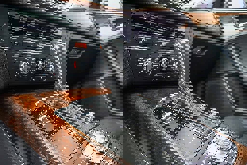 Used 2018 Audi A6 2.0T Premium image 24