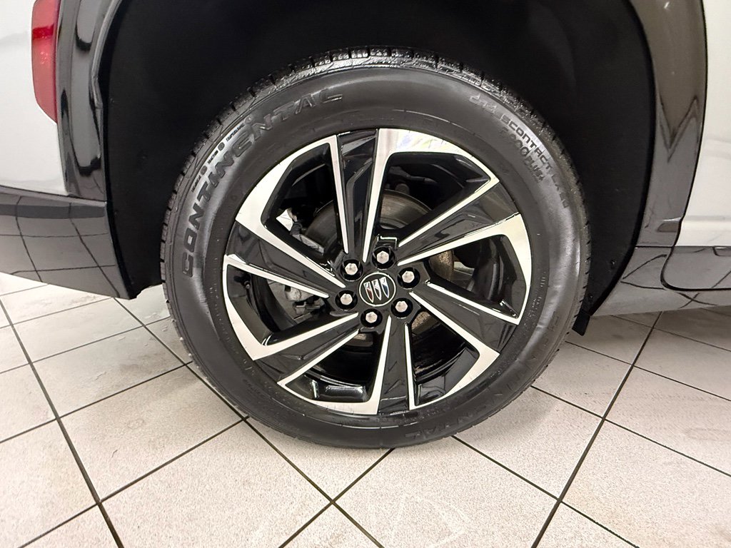 Certified 2025 Buick Enclave Sport Touring AWD/4WD image 14