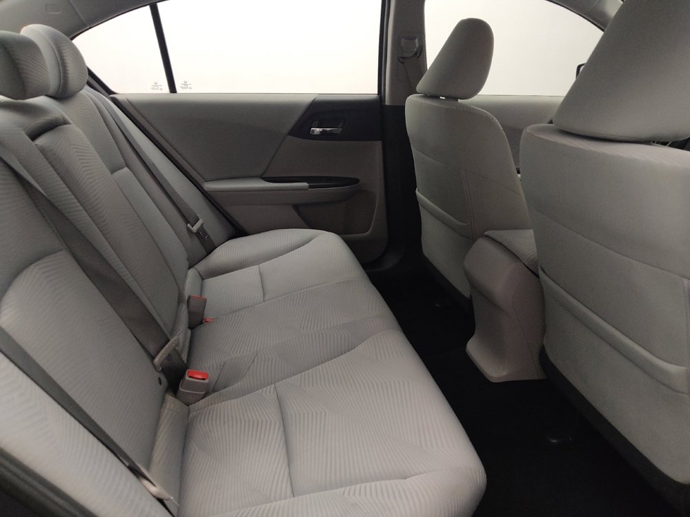 Used 2016 Honda Accord LX image 19