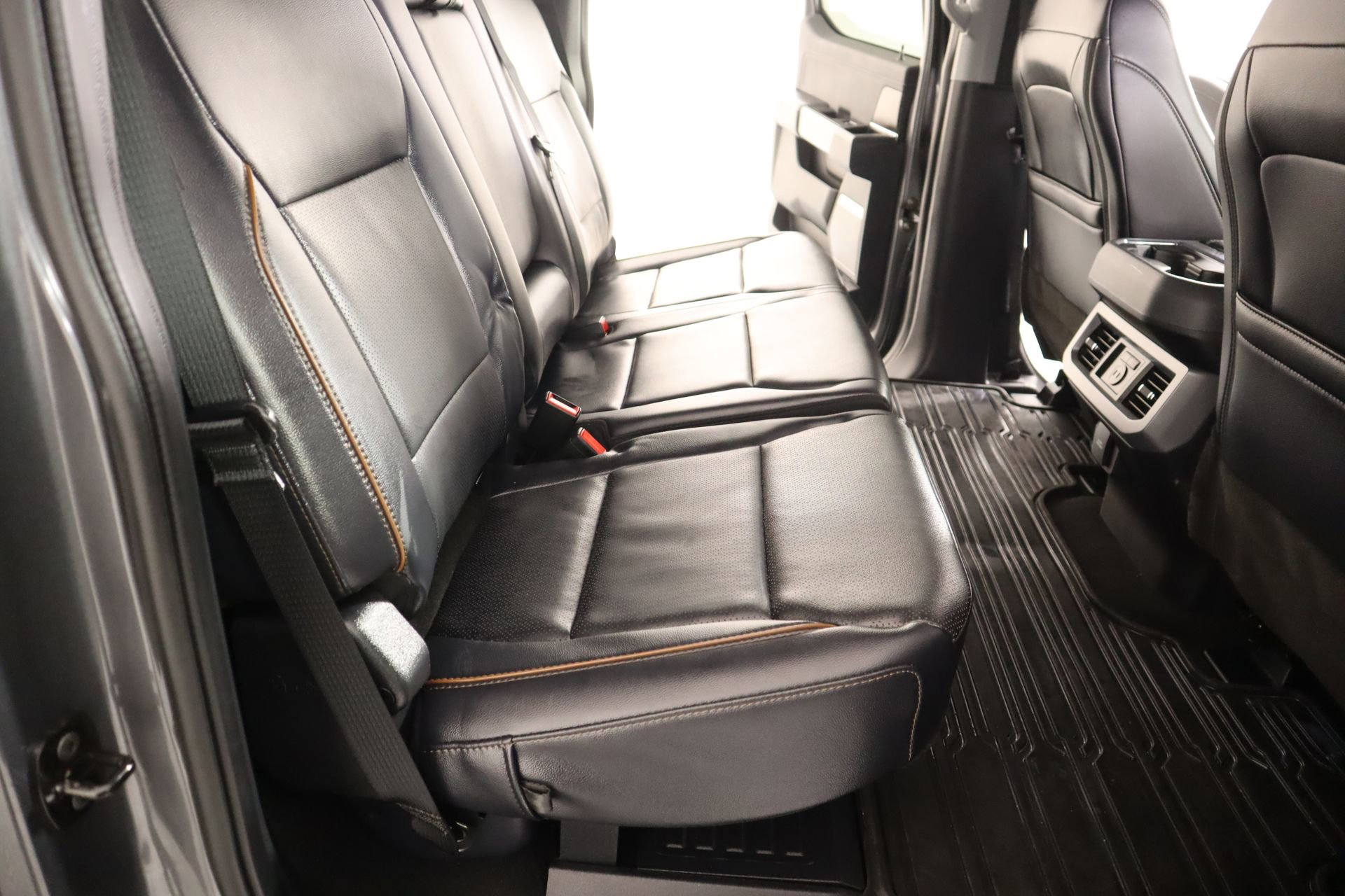 Used 2025 Ford F350 Lariat w/ Lariat Ultimate Package image 15