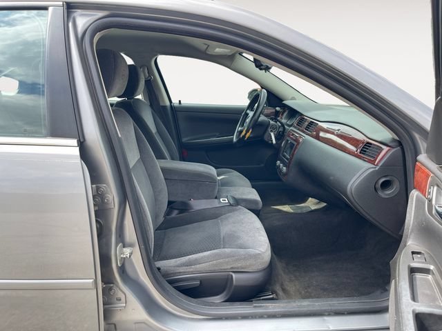 Used 2006 Chevrolet Impala LS FWD image 15