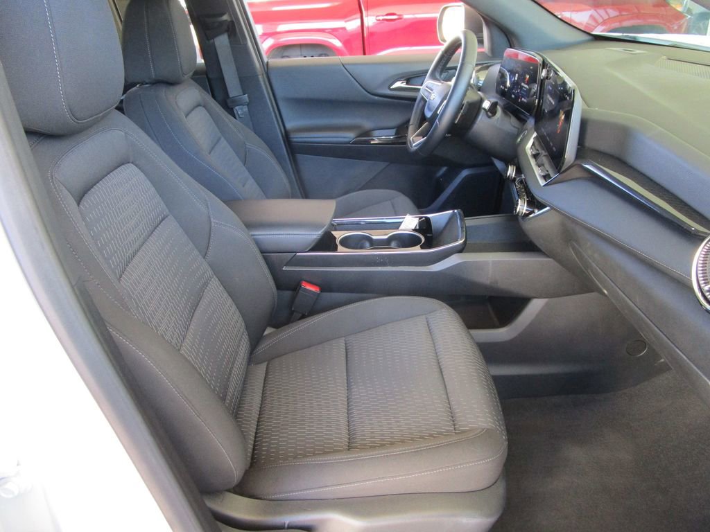Used 2025 Chevrolet Equinox LT image 59