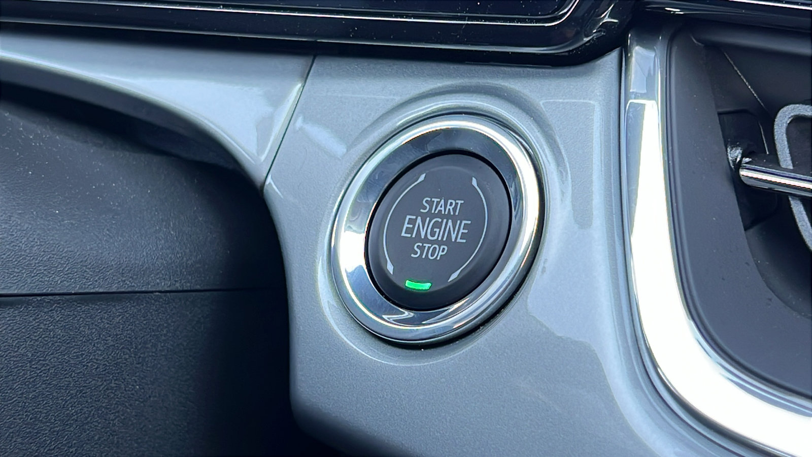 New 2025 Chevrolet Trax LT w/ Driver Confidence Package image 27