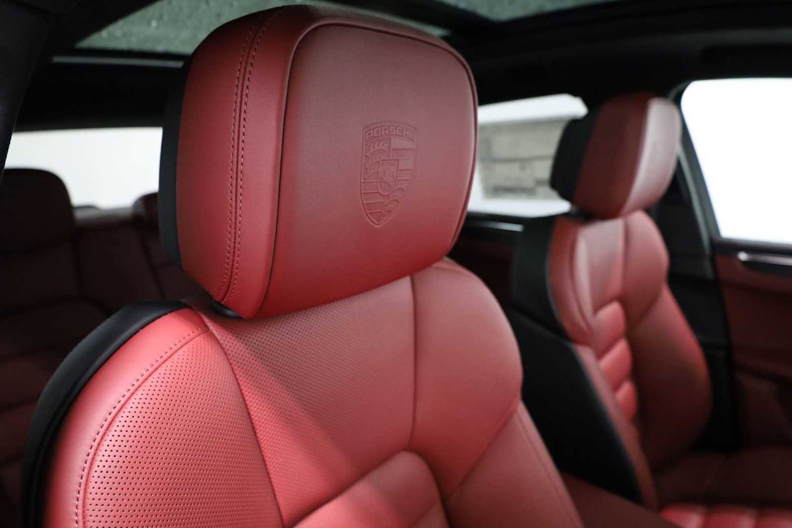 New 2026 Porsche Macan GTS image 22