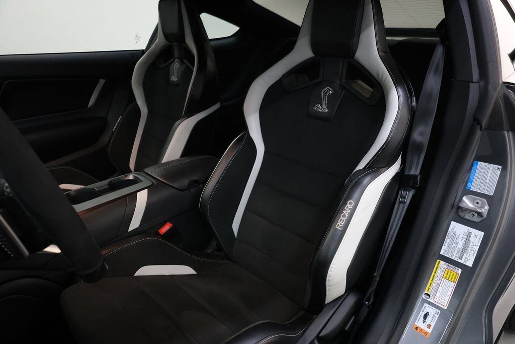 Used 2022 Ford Mustang Shelby GT500 w/ Carbon Fiber Track Pack RWD image 84