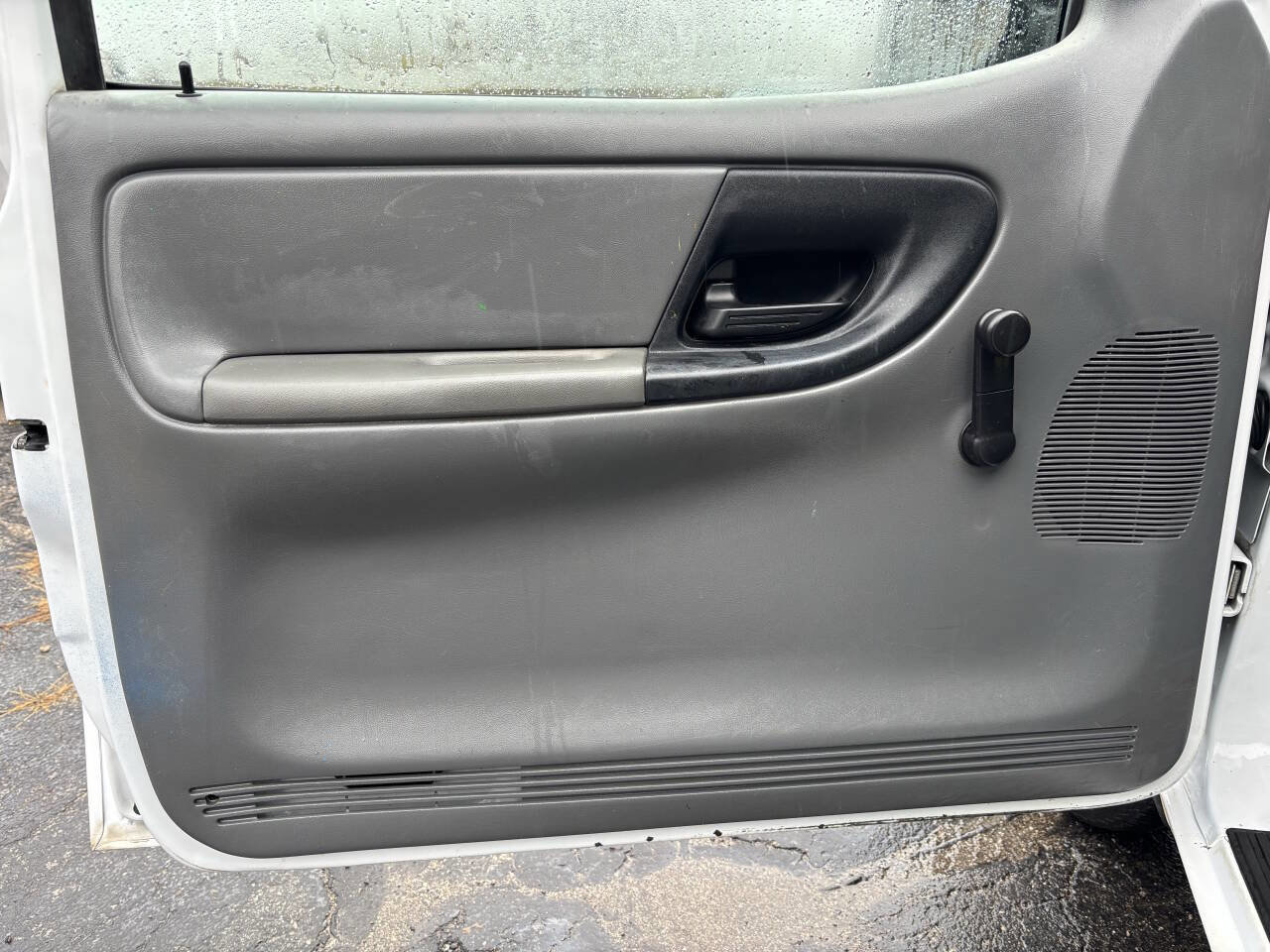 Used 2011 Ford Ranger XL image 19