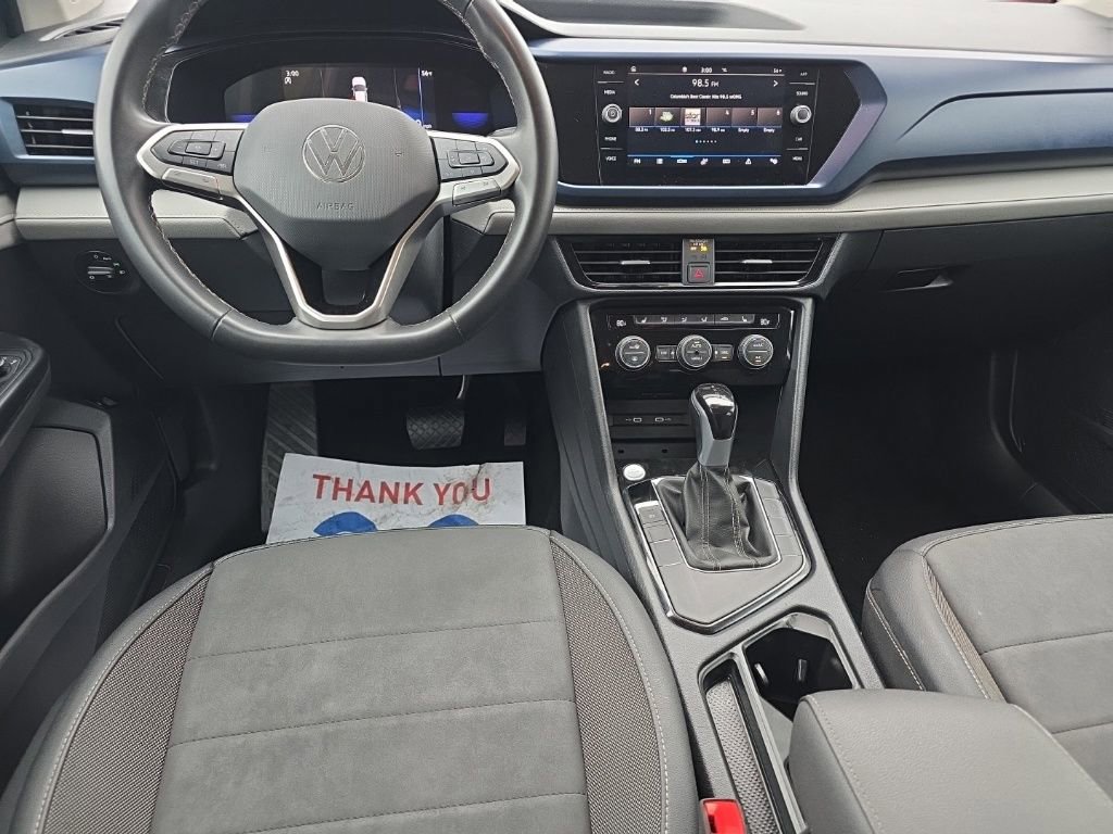 Used 2024 Volkswagen Taos SE image 17