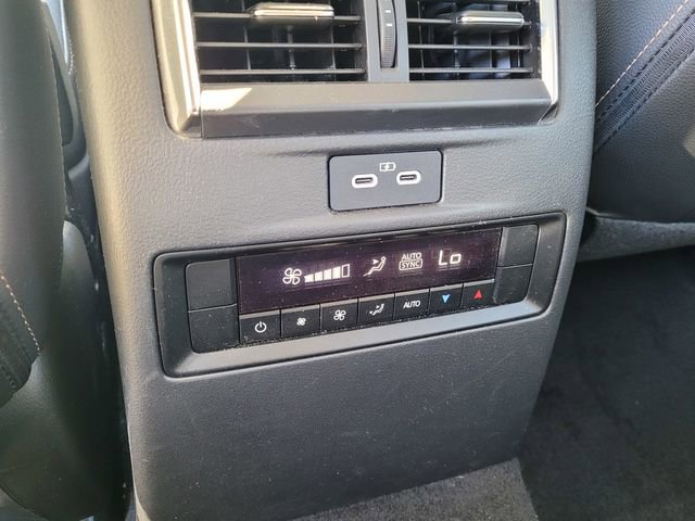 Used 2025 MAZDA CX-70 3.3 Turbo w/ Premium Package AWD/4WD image 11