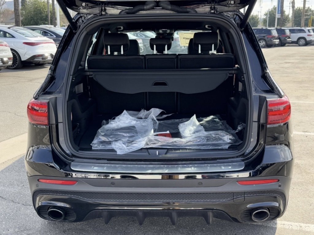 New 2025 Mercedes-Benz GLB 35 AMG 4MATIC image 10