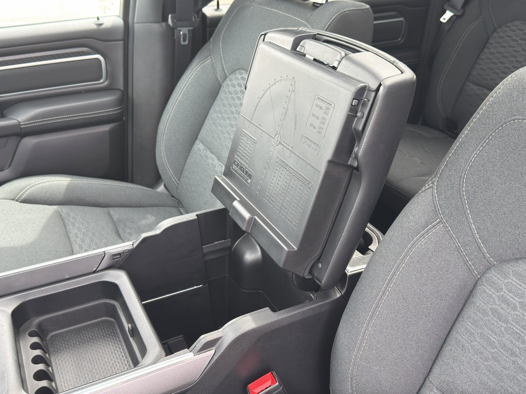 Used 2025 RAM 1500 Big Horn AWD/4WD image 18