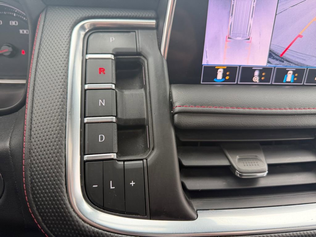 Used 2021 Chevrolet Suburban RST w/ Luxury Package image 24