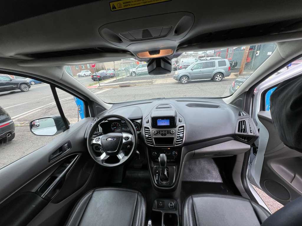 Used 2019 Ford Transit Connect XL image 30