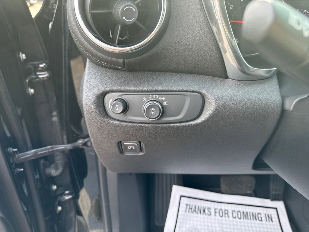 Used 2022 Chevrolet Blazer LT AWD/4WD image 26