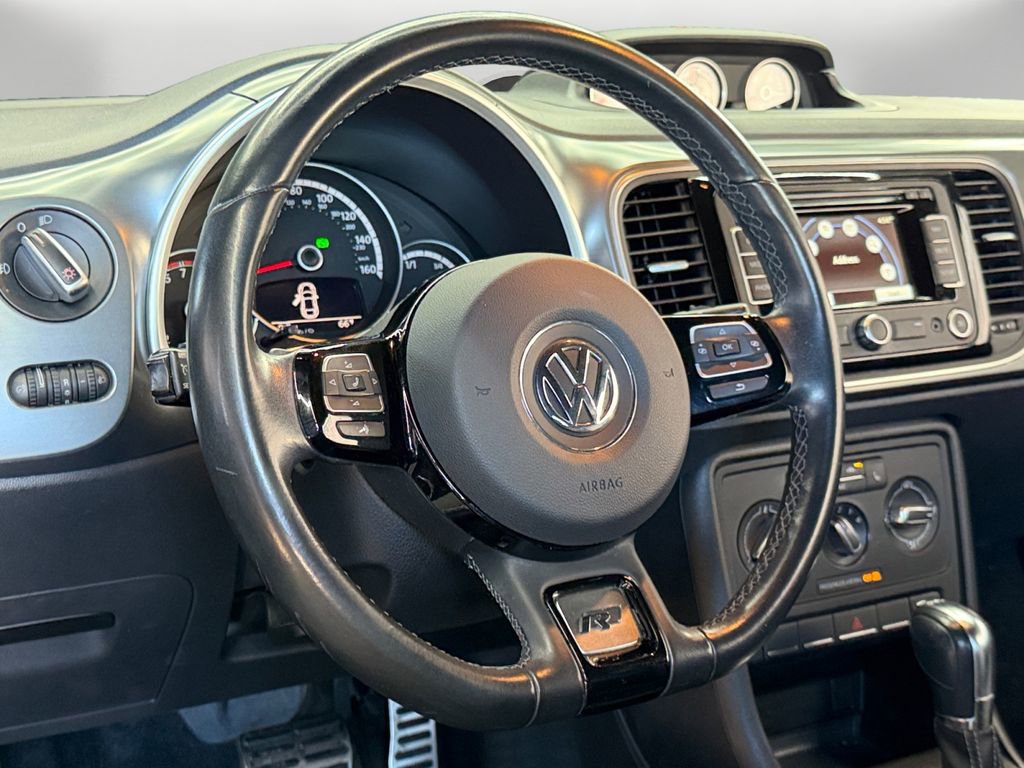 Used 2014 Volkswagen Beetle R-Line image 12
