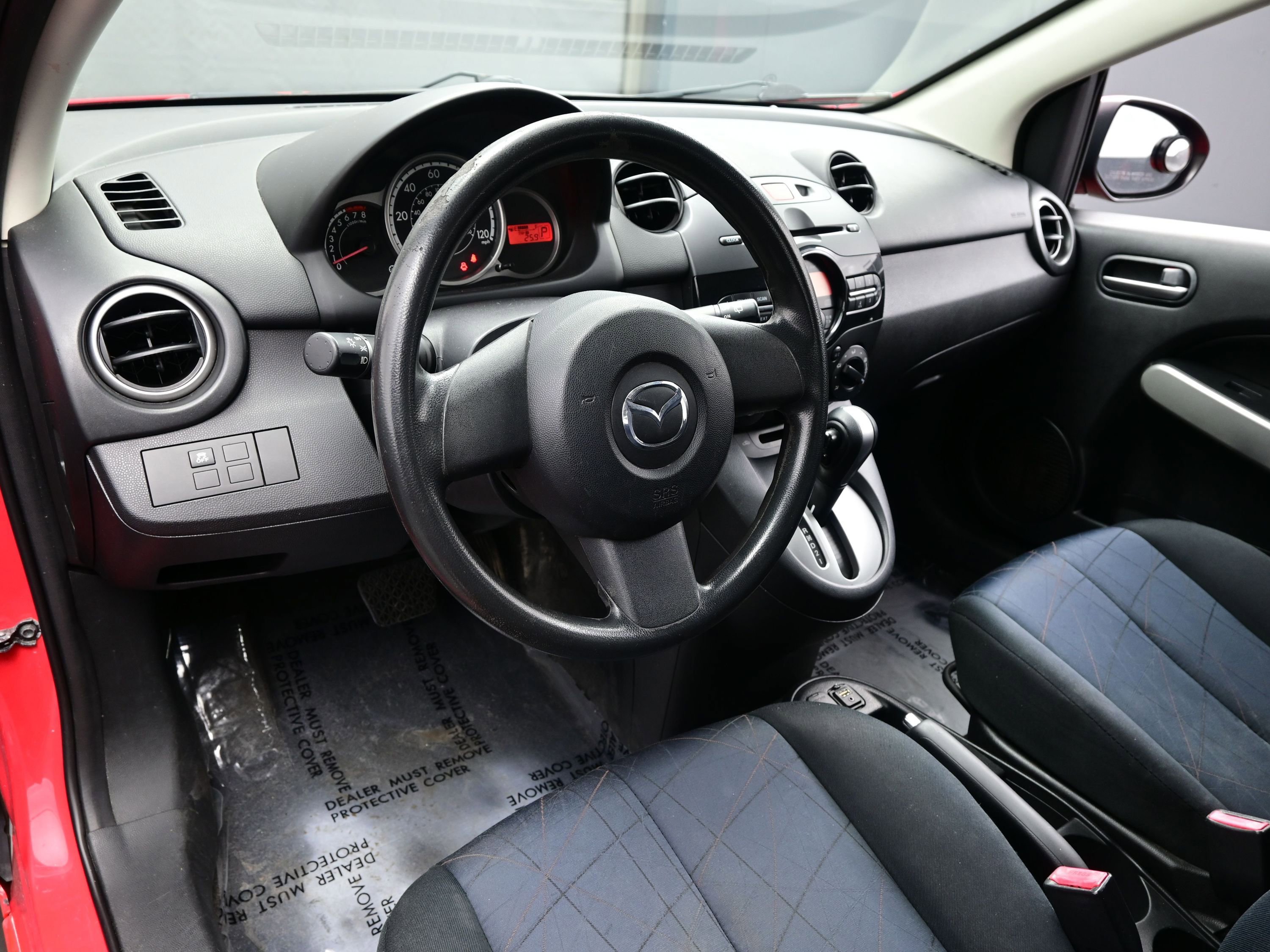 Used 2013 MAZDA MAZDA2 Sport FWD image 12