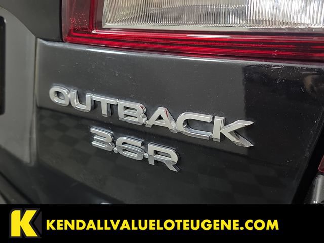 Used 2019 Subaru Outback 3.6R Limited AWD/4WD image 11