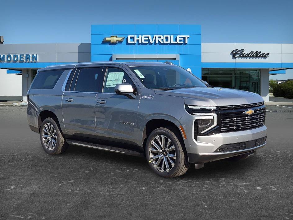 New 2026 Chevrolet Suburban High Country w/ Sun And Tow Package AWD/4WD image 7
