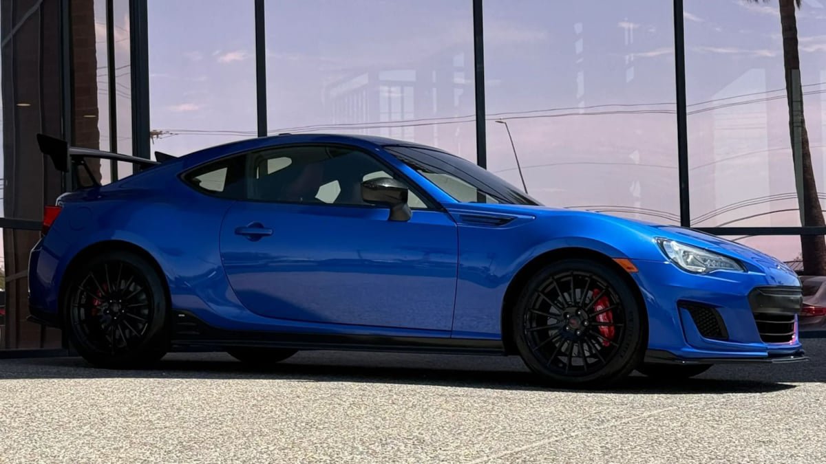 Used 2018 Subaru BRZ tS w/ Popular Package #3 RWD image 18
