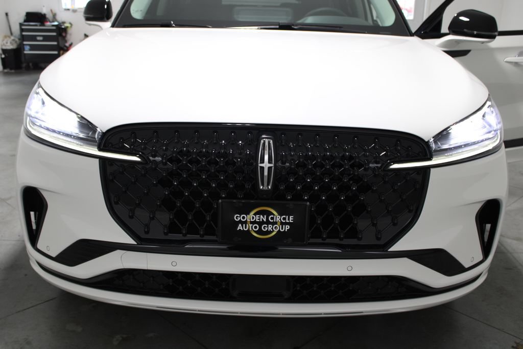 New 2026 Lincoln Aviator 2WD w/ Jet Appearance Package image 58