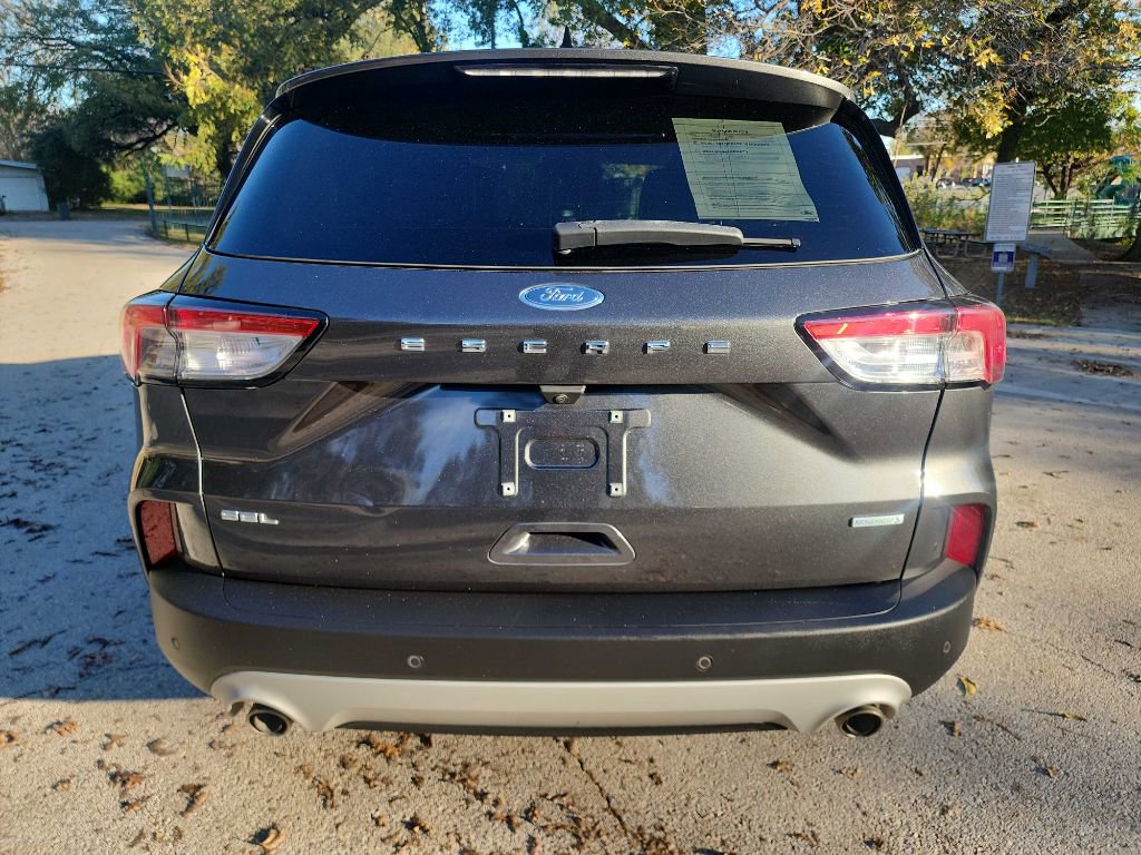 Used 2020 Ford Escape SEL image 9