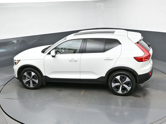 Used 2023 Volvo XC40 B5 Plus w/ Driver Assist Package AWD/4WD image 47