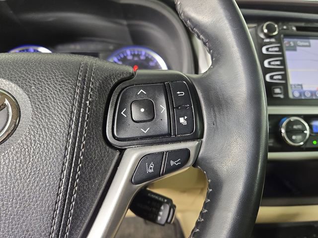 Used 2019 Toyota Highlander Limited image 23