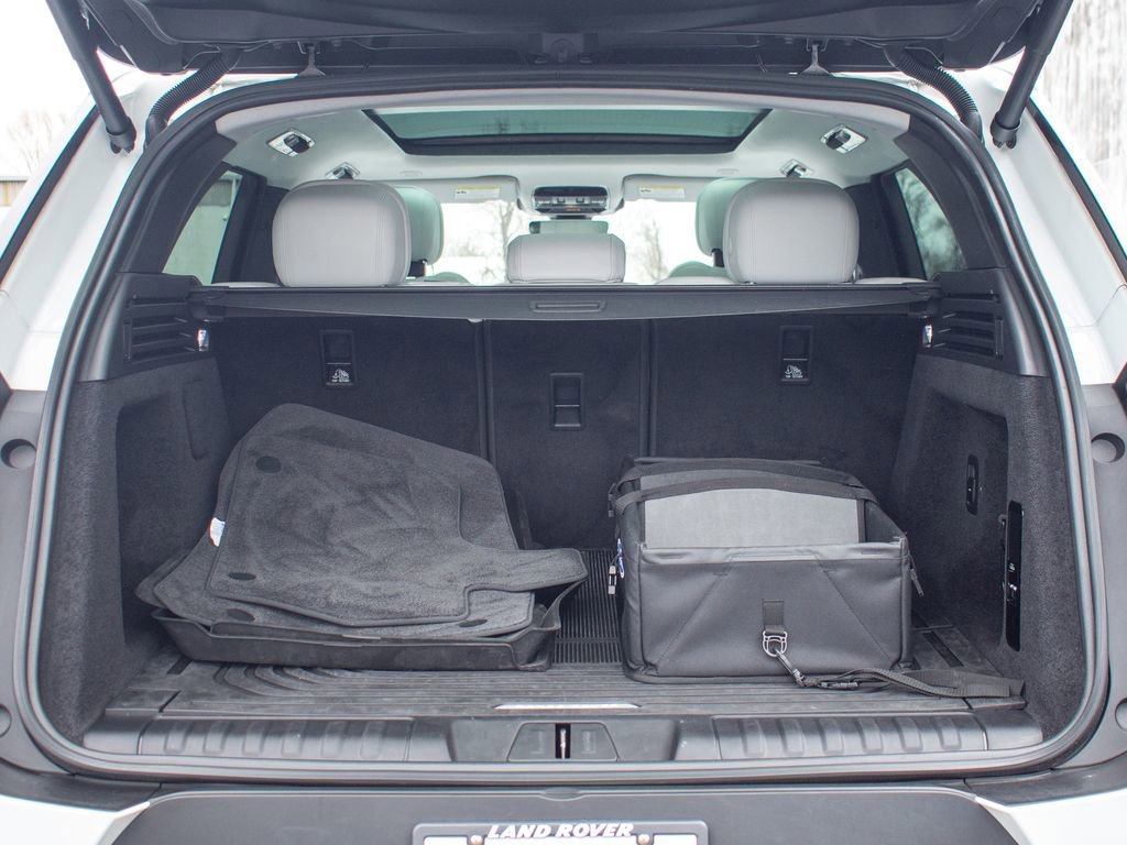 Certified 2024 Land Rover Range Rover Sport SE AWD/4WD image 38