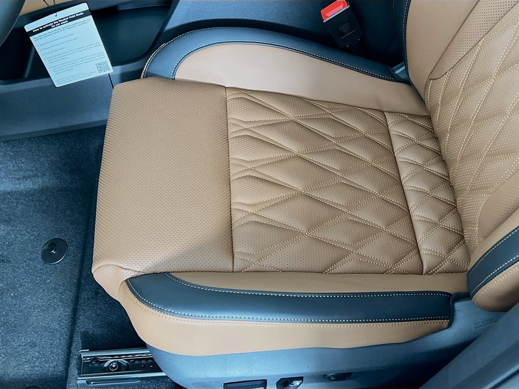 New 2026 Nissan Rogue Platinum AWD/4WD image 17