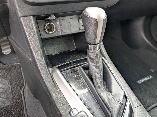 Used 2014 Toyota Corolla LE FWD image 11