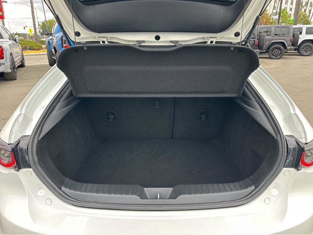 Used 2019 MAZDA MAZDA3 Hatchback w/ Premium Package image 36