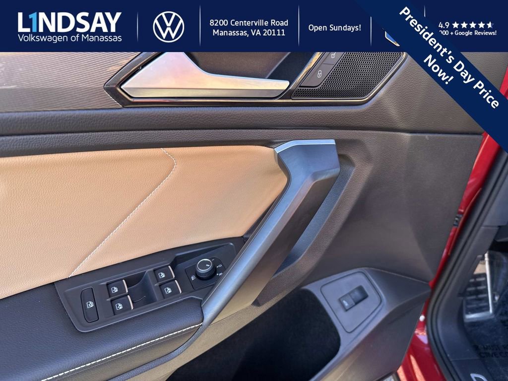 Used 2024 Volkswagen Tiguan SE R-Line image 17