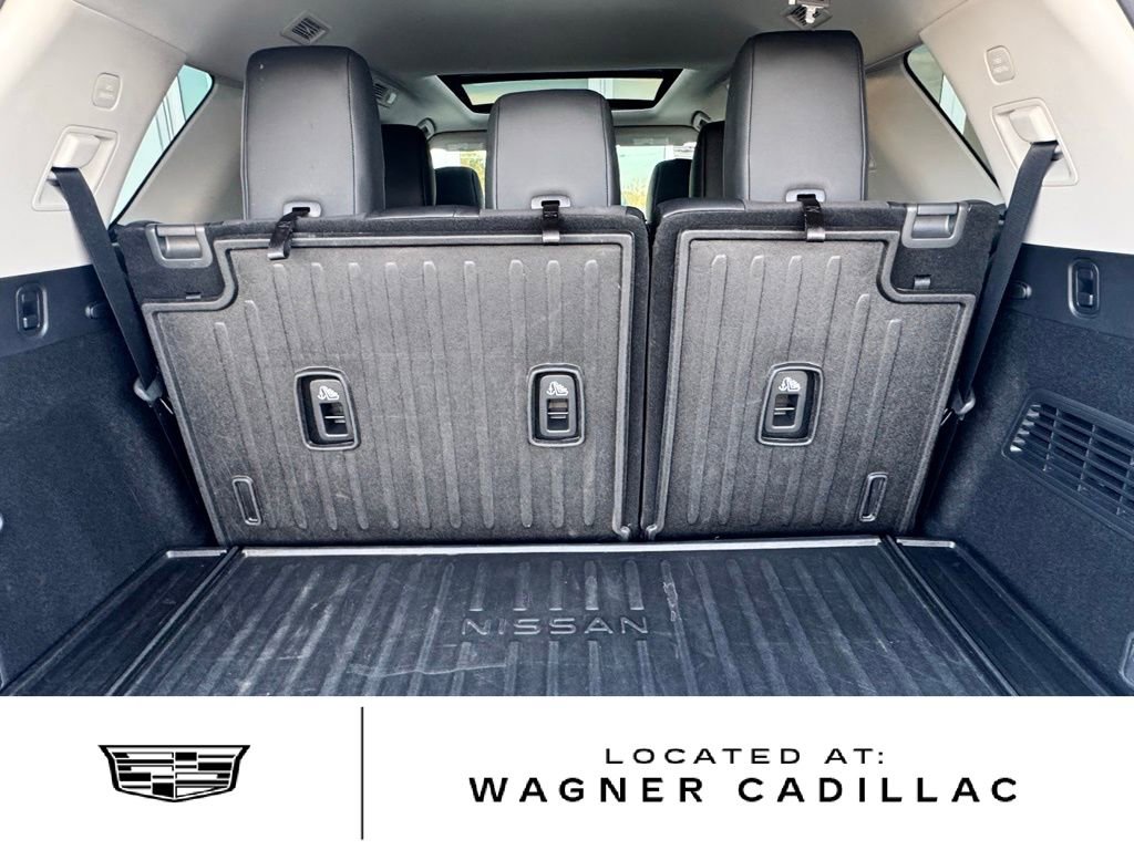 Used 2024 Nissan Pathfinder Platinum image 32