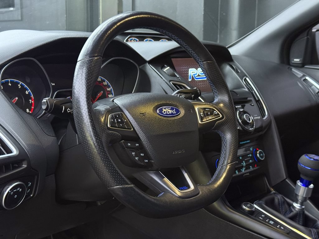 Used 2017 Ford Focus RS AWD/4WD image 14
