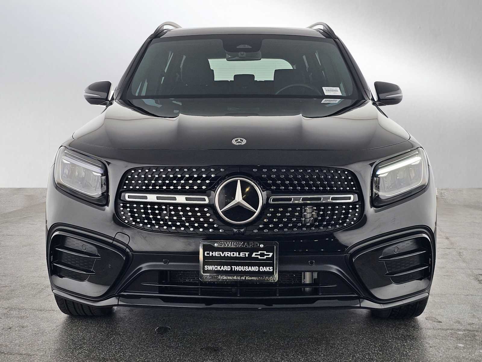 Used 2024 Mercedes-Benz GLB 250 image 8