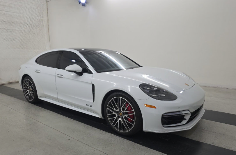 Used 2023 Porsche Panamera GTS AWD/4WD image 1