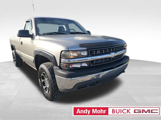 Used 2000 Chevrolet Silverado 1500 w/ Exterior Appearance Pkg video 2