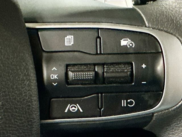 Used 2023 Kia Sportage LX image 10