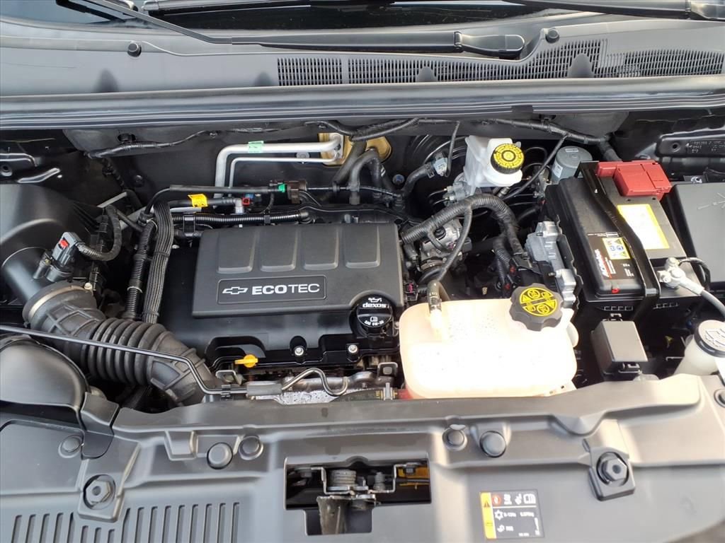 Used 2020 Chevrolet Trax LT w/ LT Convenience Package image 32