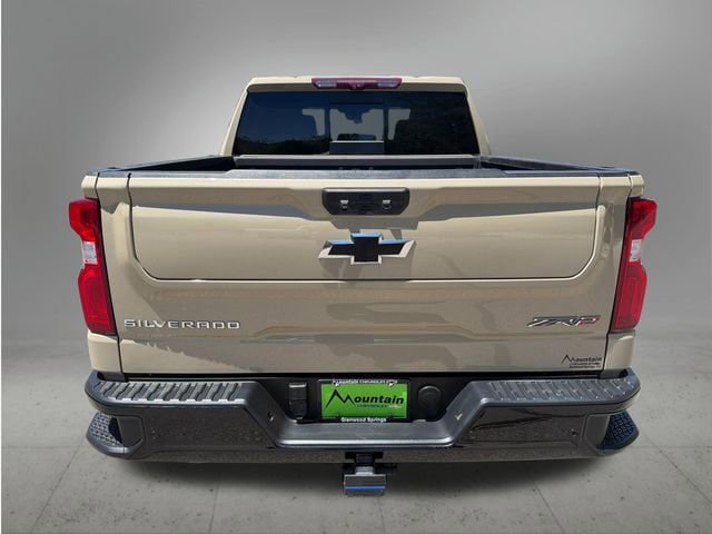 Used 2022 Chevrolet Silverado 1500 ZR2 w/ Technology Package AWD/4WD image 4