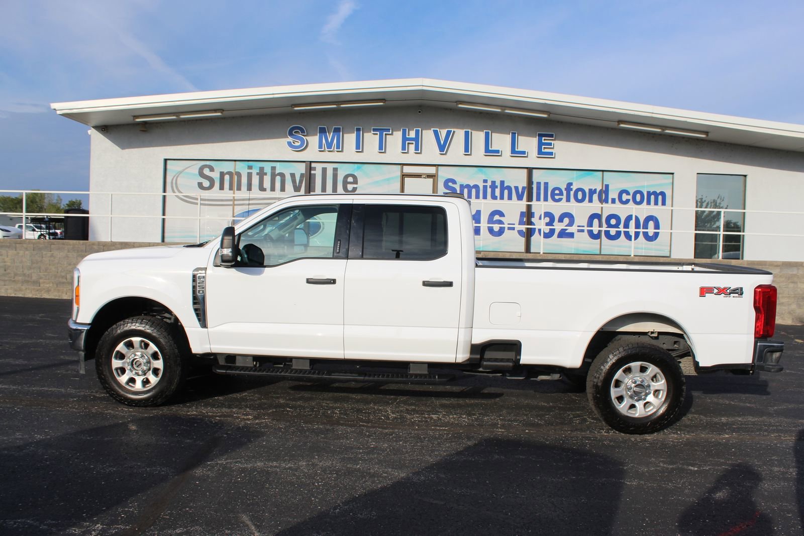 Used 2023 Ford F250 XLT w/ FX4 Off-Road Package image 2
