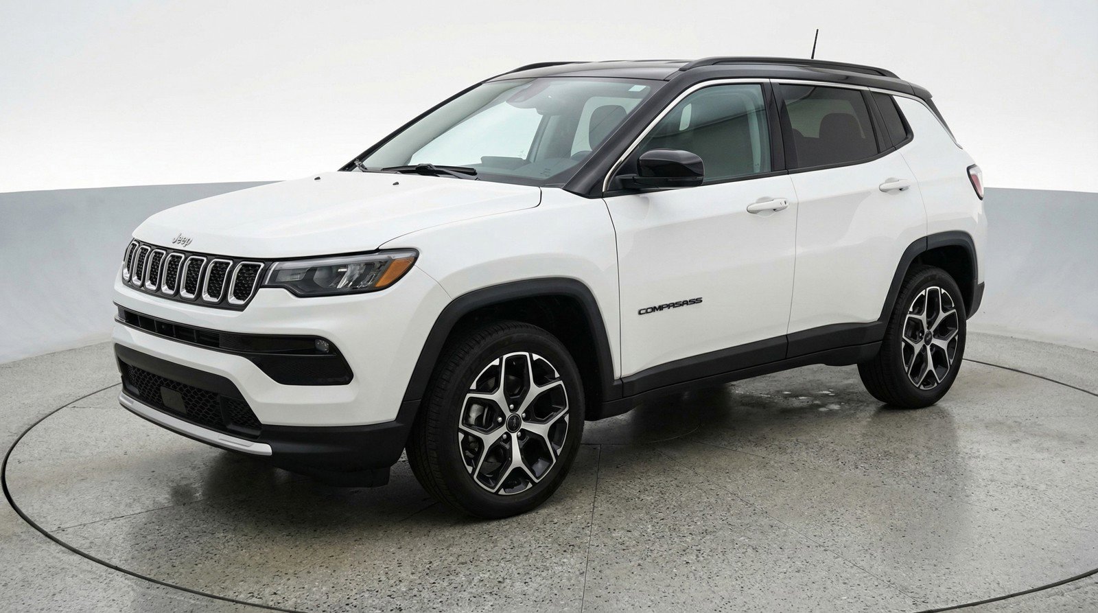 Used 2025 Jeep Compass Limited image 3