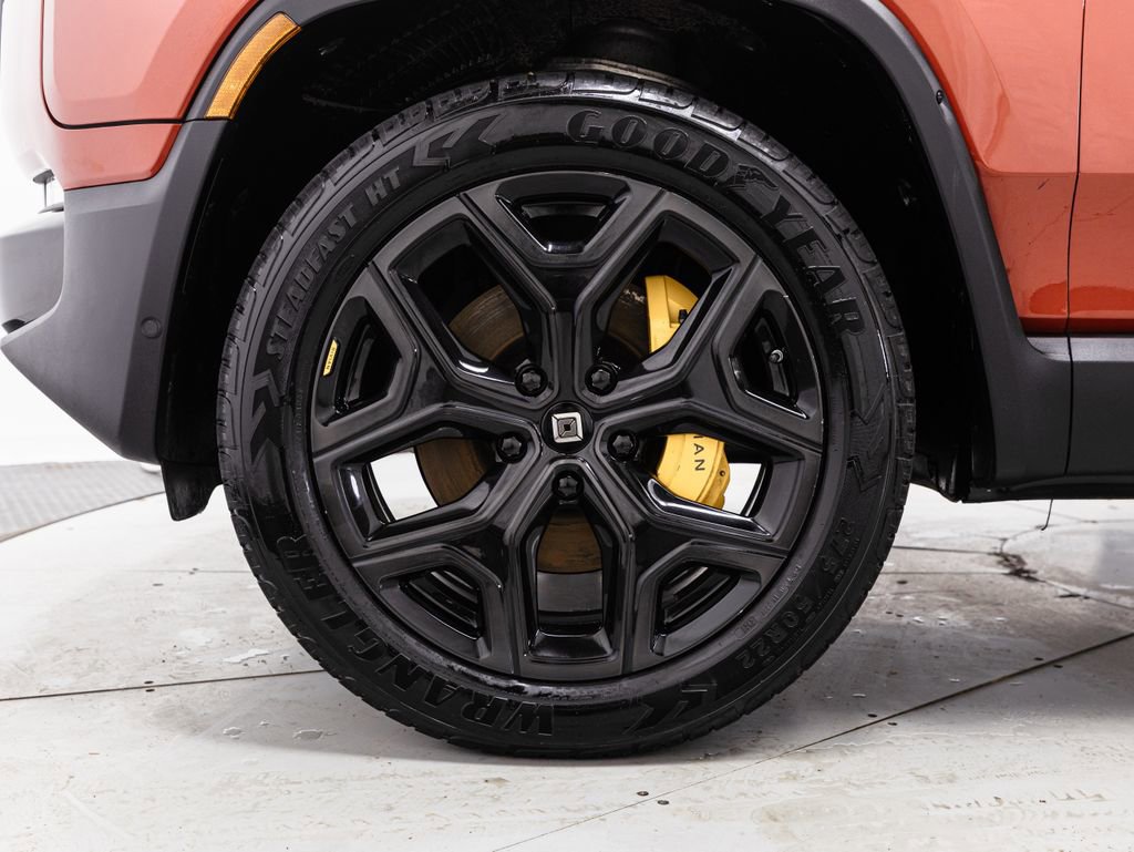 Used 2022 Rivian R1S Launch Edition image 29
