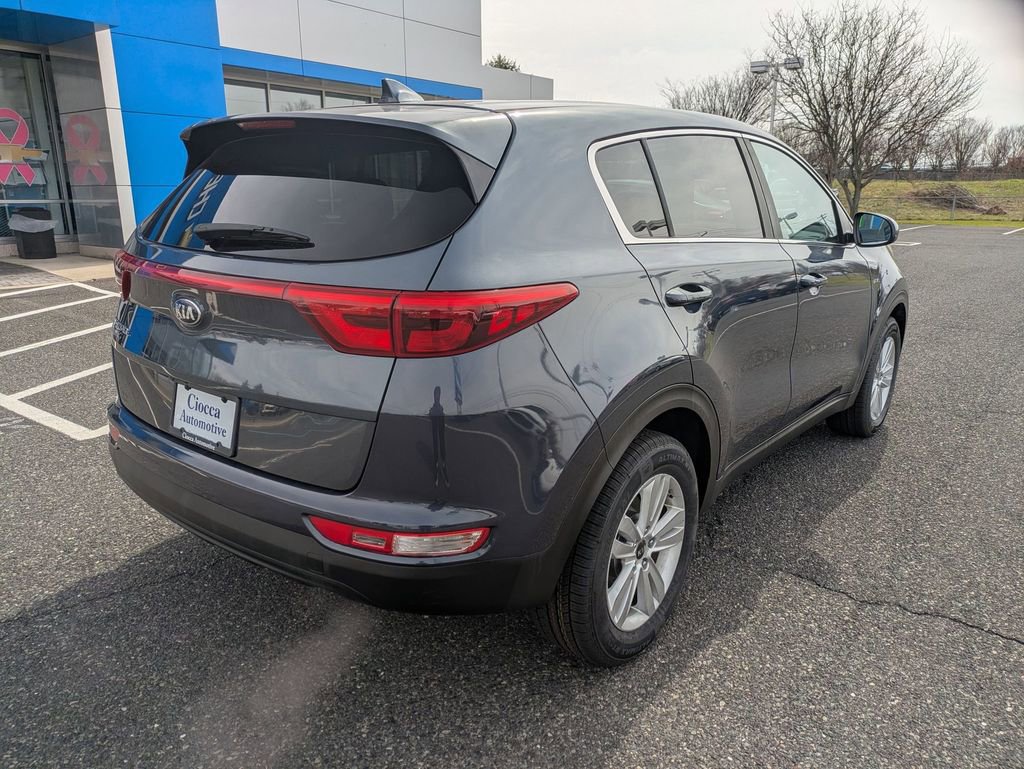 Used 2017 Kia Sportage LX image 5