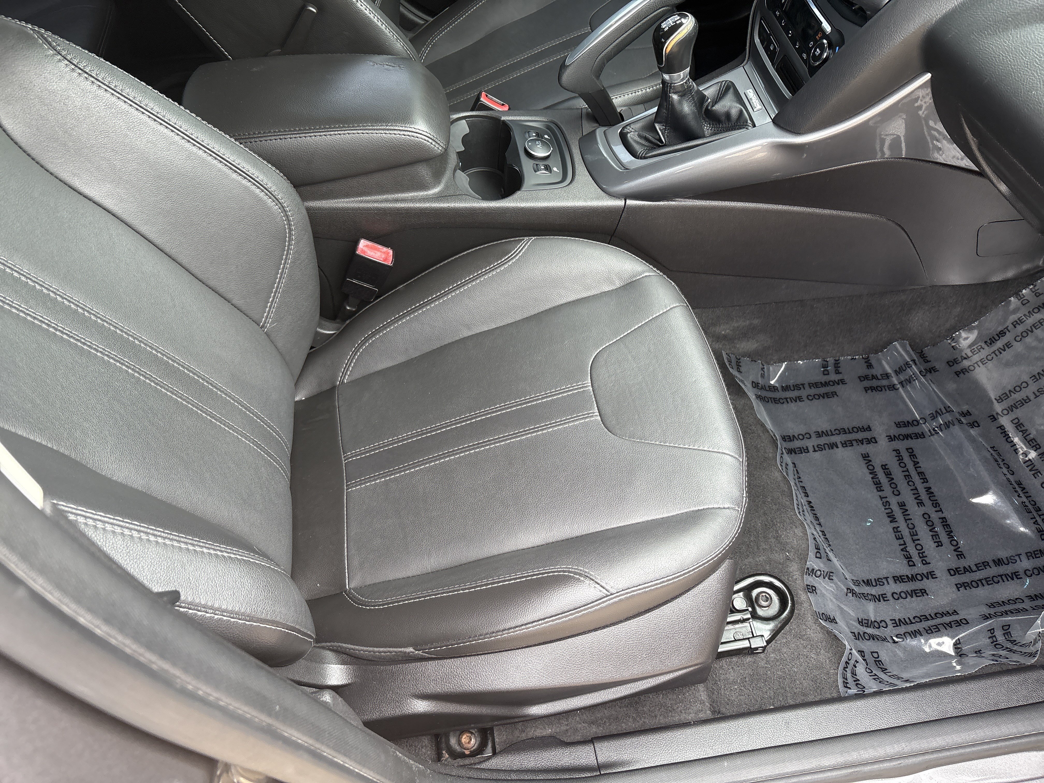 Used 2013 Ford Focus Titanium w/ Titanium Handling Pkg FWD image 22