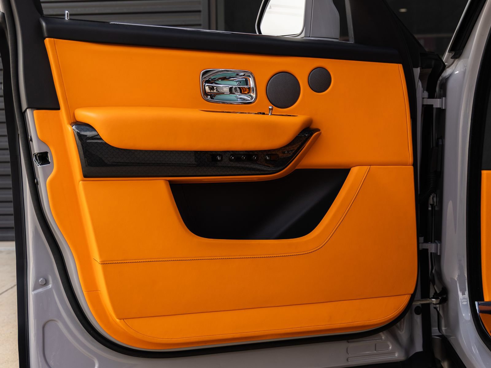 Certified 2023 Rolls-Royce Cullinan Black Badge image 24