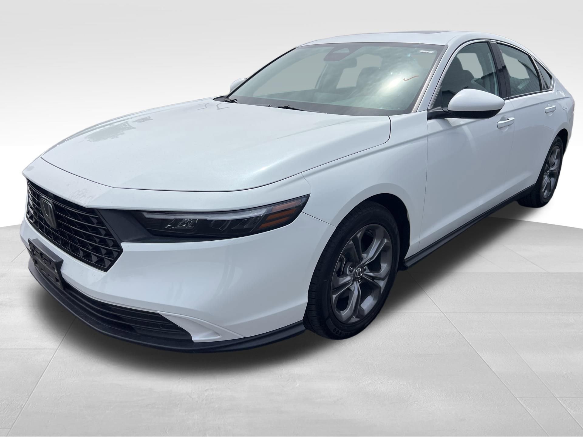 Used 2024 Honda Accord EX image 9